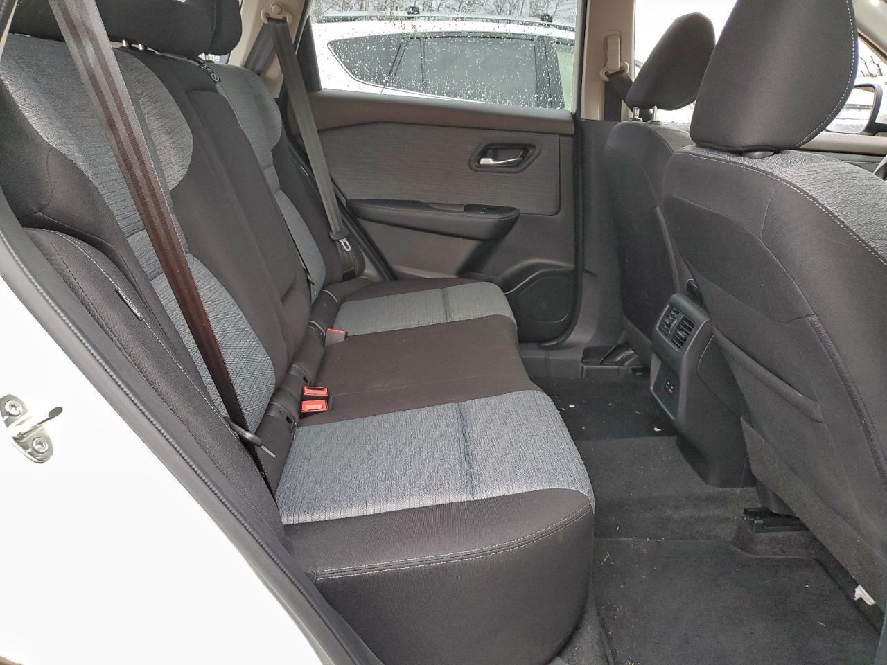 Nissan Rogue Sv Image 13