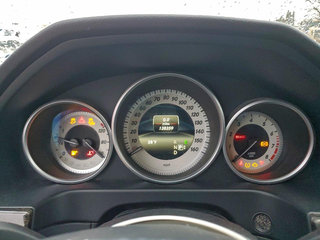 Mercedes-Benz E-Class 350 4matic Image 8