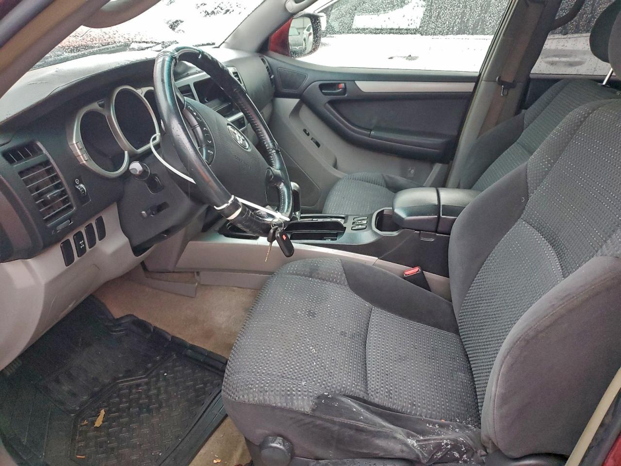 Toyota 4Runner Sr5 Image 10