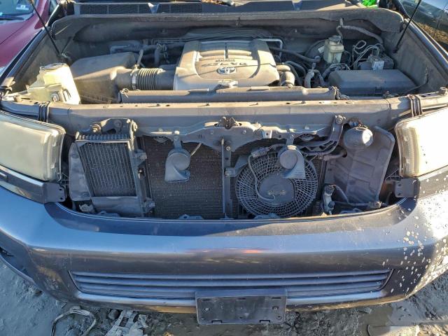 Toyota Sequoia Limited Image 6