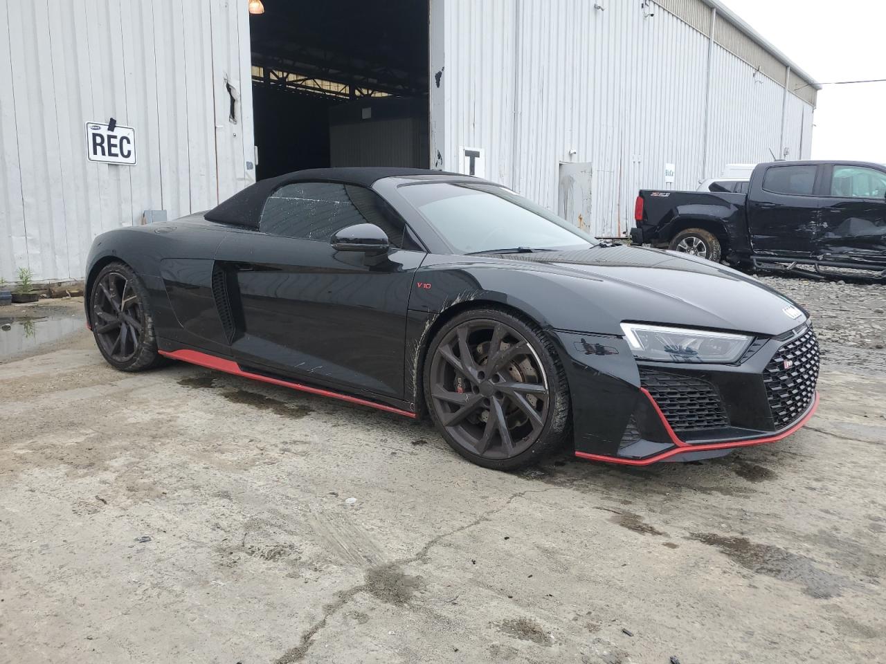 Audi R8 Image 12