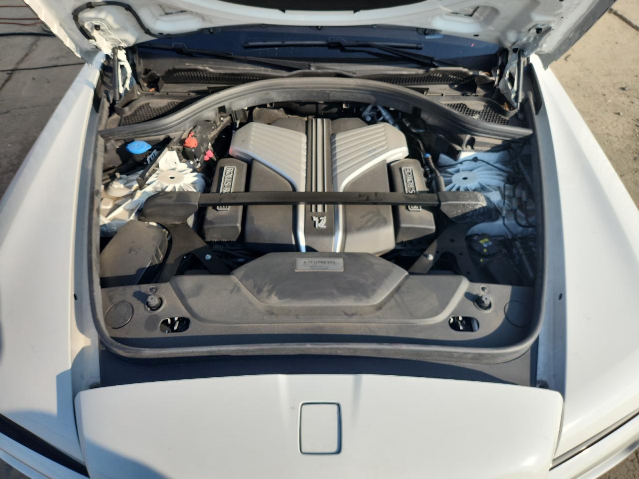 Rolls-Royce Cullinan Image 2