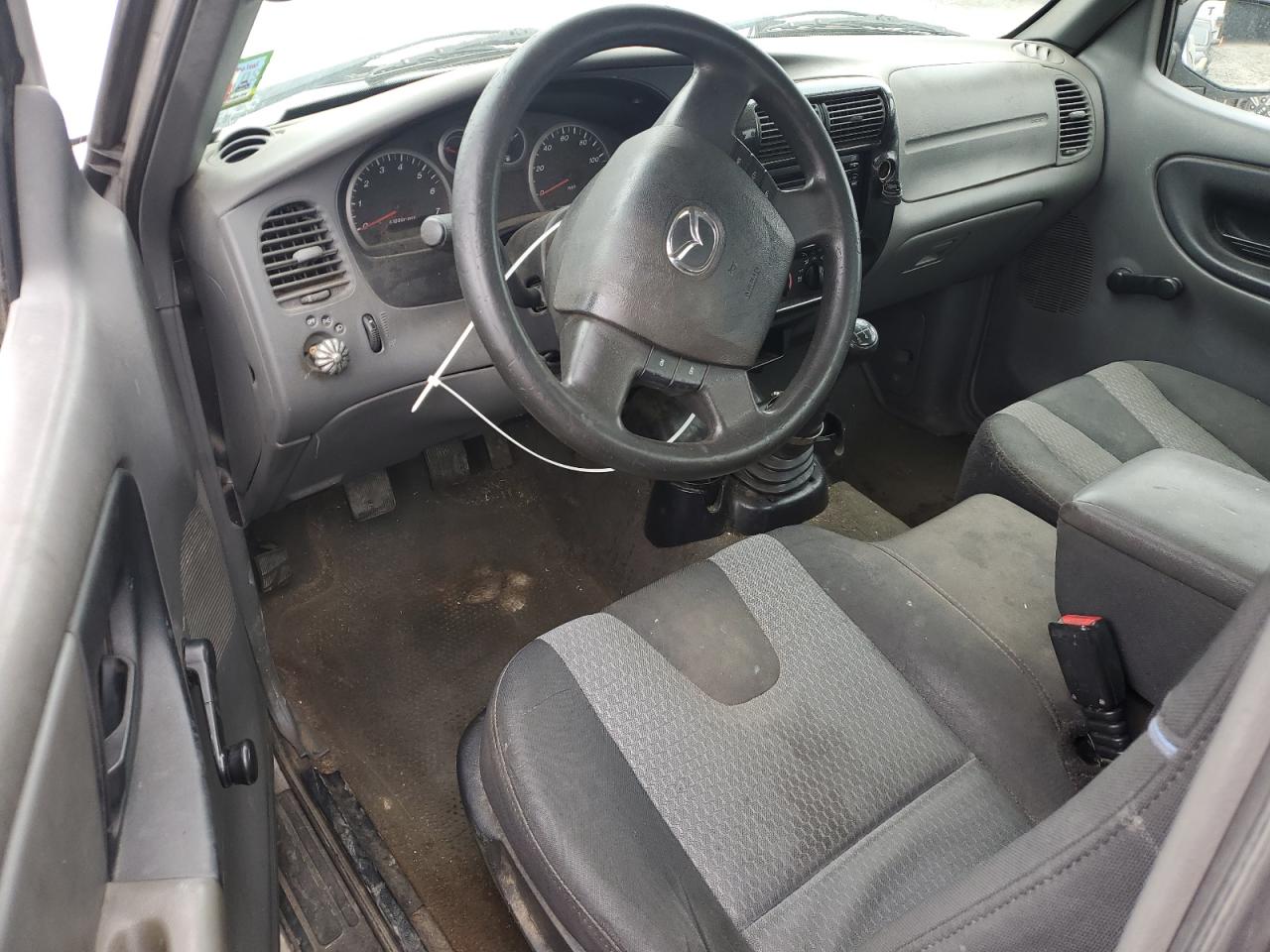 Mazda B Series Image 12