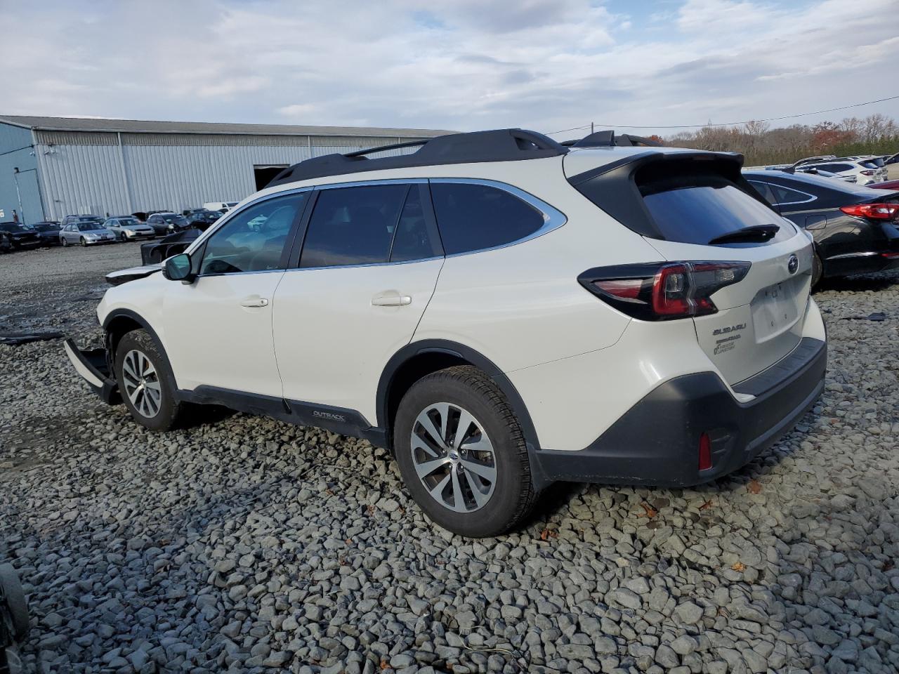 Subaru Outback Premium Image 3