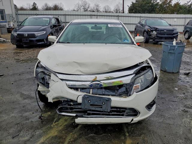 Ford Fusion Sel Image 9