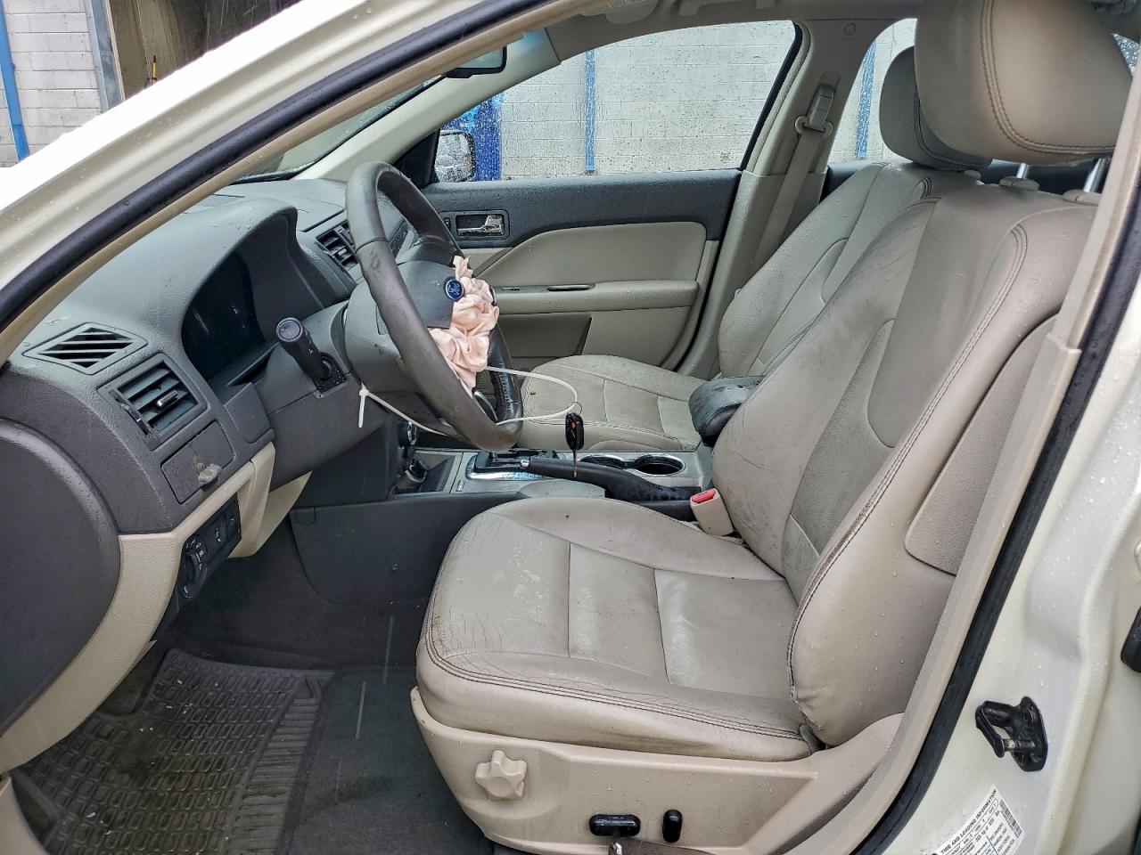 Ford Fusion Sel Image 12