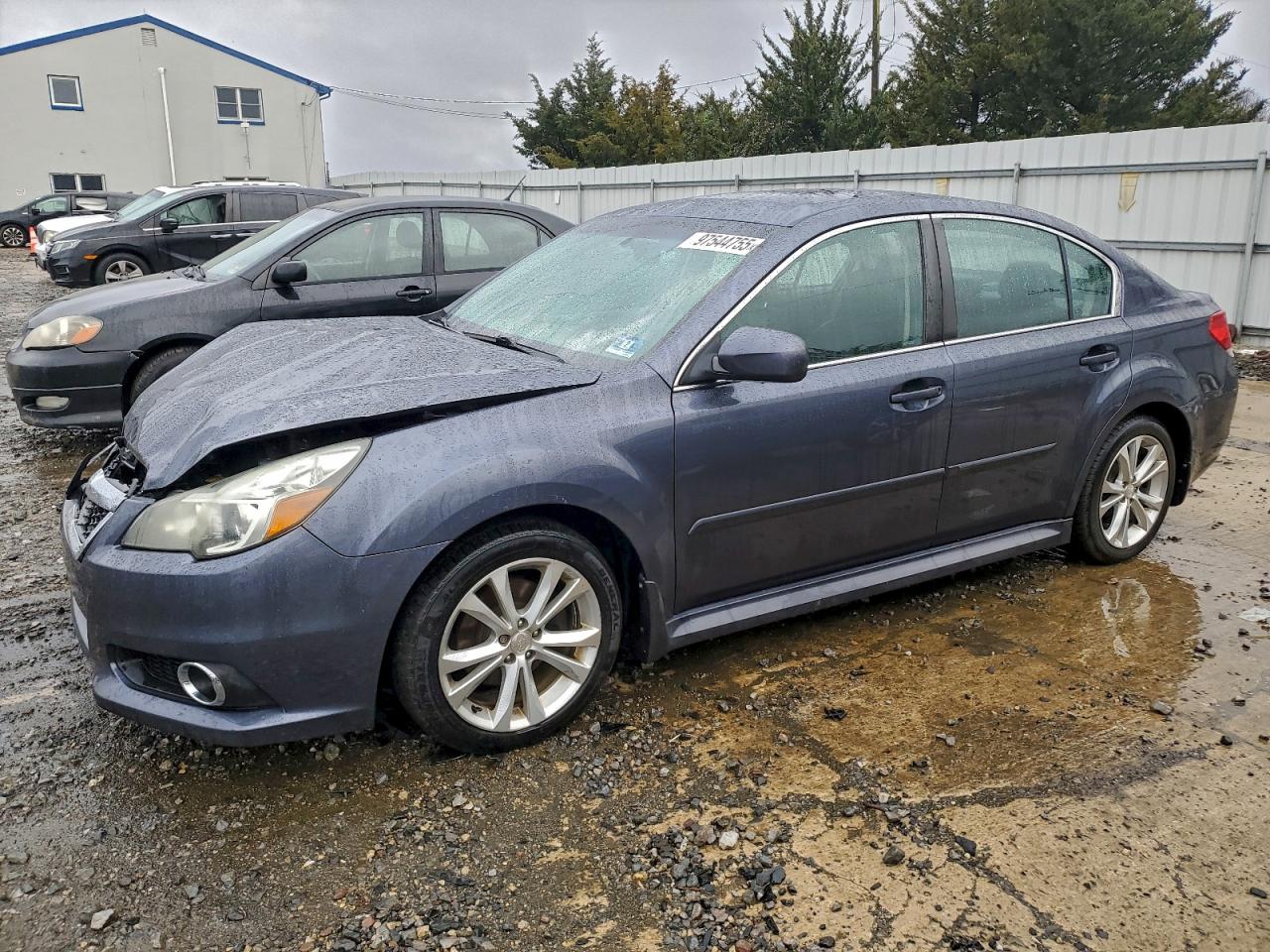 Subaru Legacy 2.5i Limited Image 1