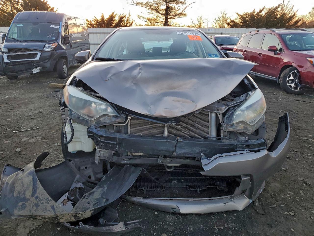 Toyota Corolla L Image 4