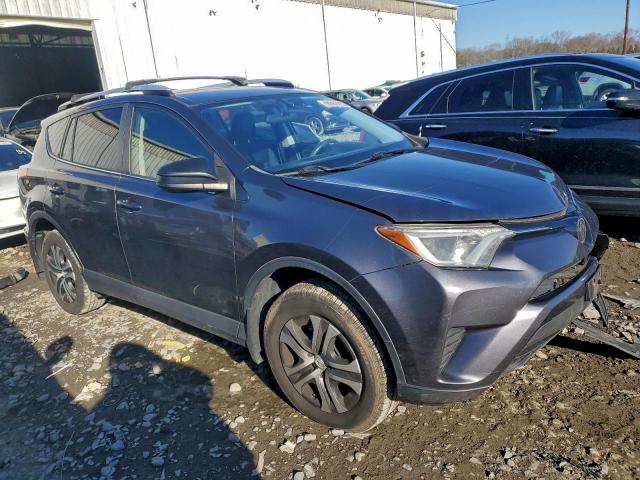 Toyota RAV4 Le Image 9