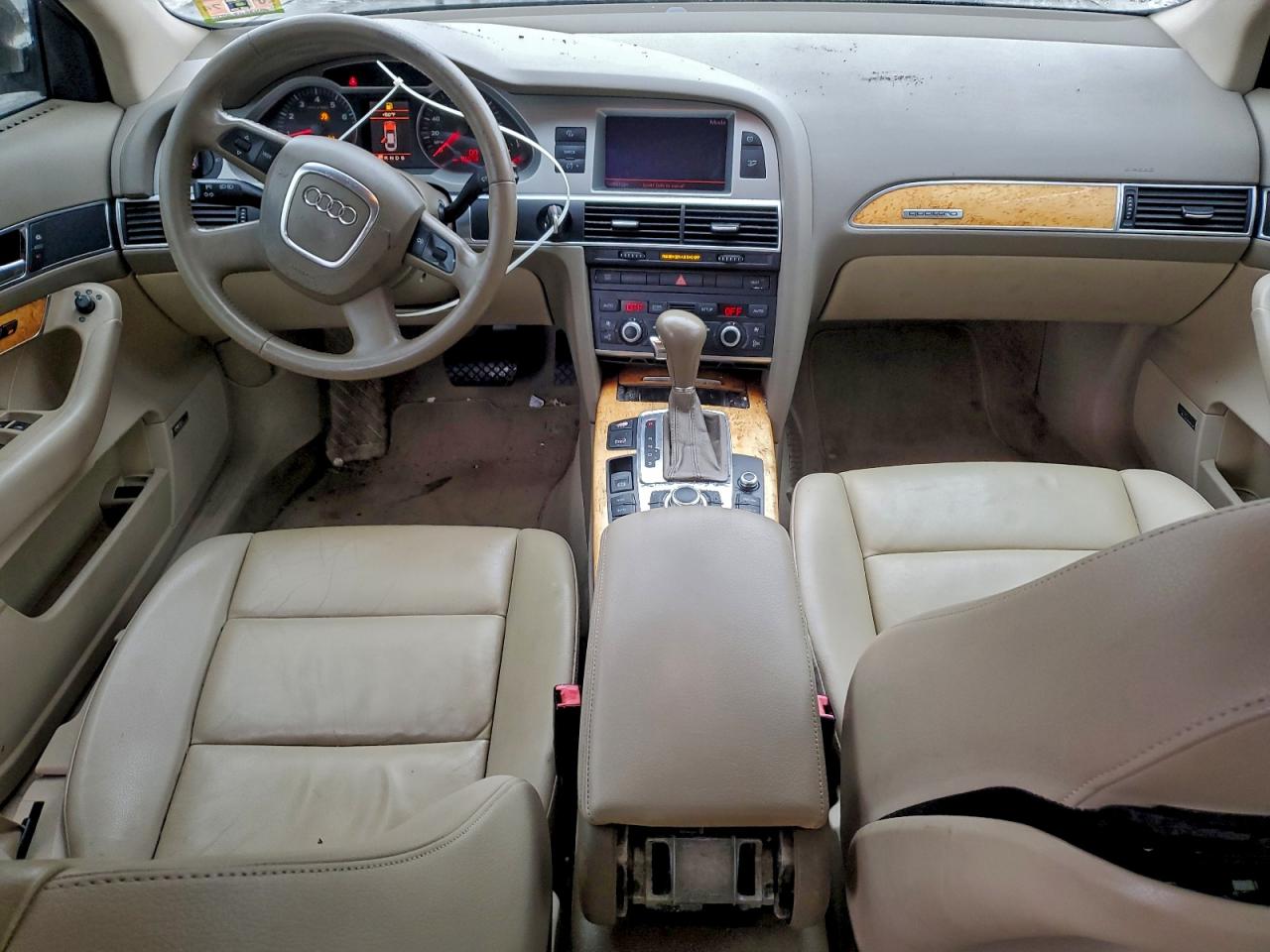 Audi A6 3.2 Quattro Image 11