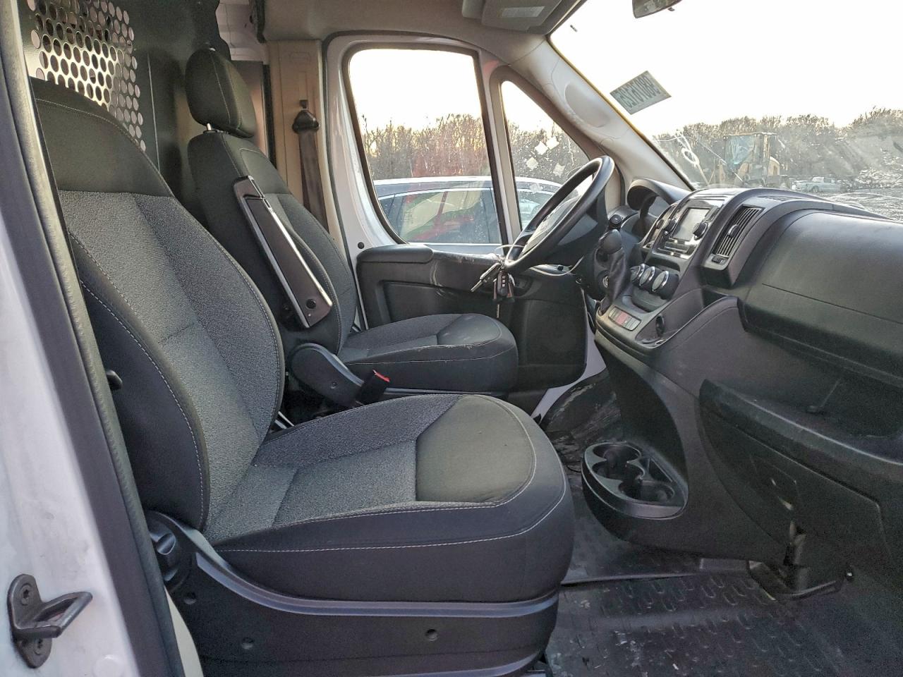 Ram Promaster 2500 High Image 12