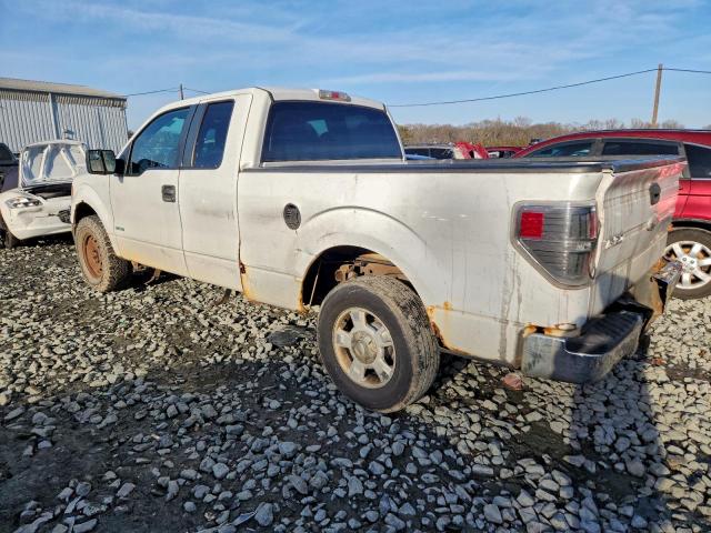 Ford F-150 Super Cab Image 8