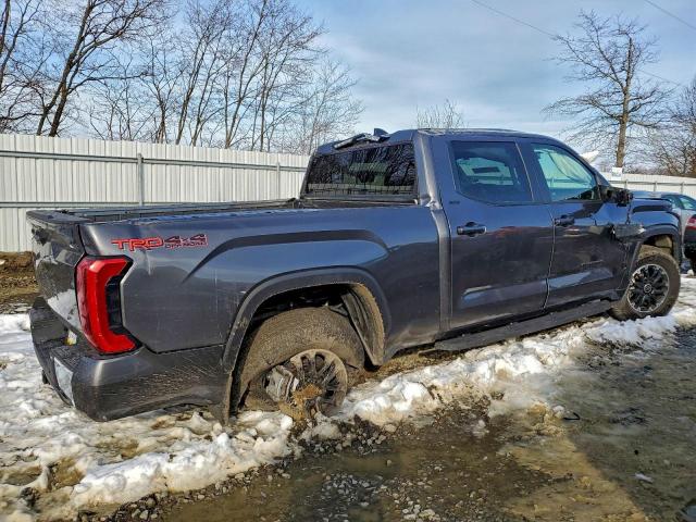 Toyota Tundra Crewmax Sr5 Image 9
