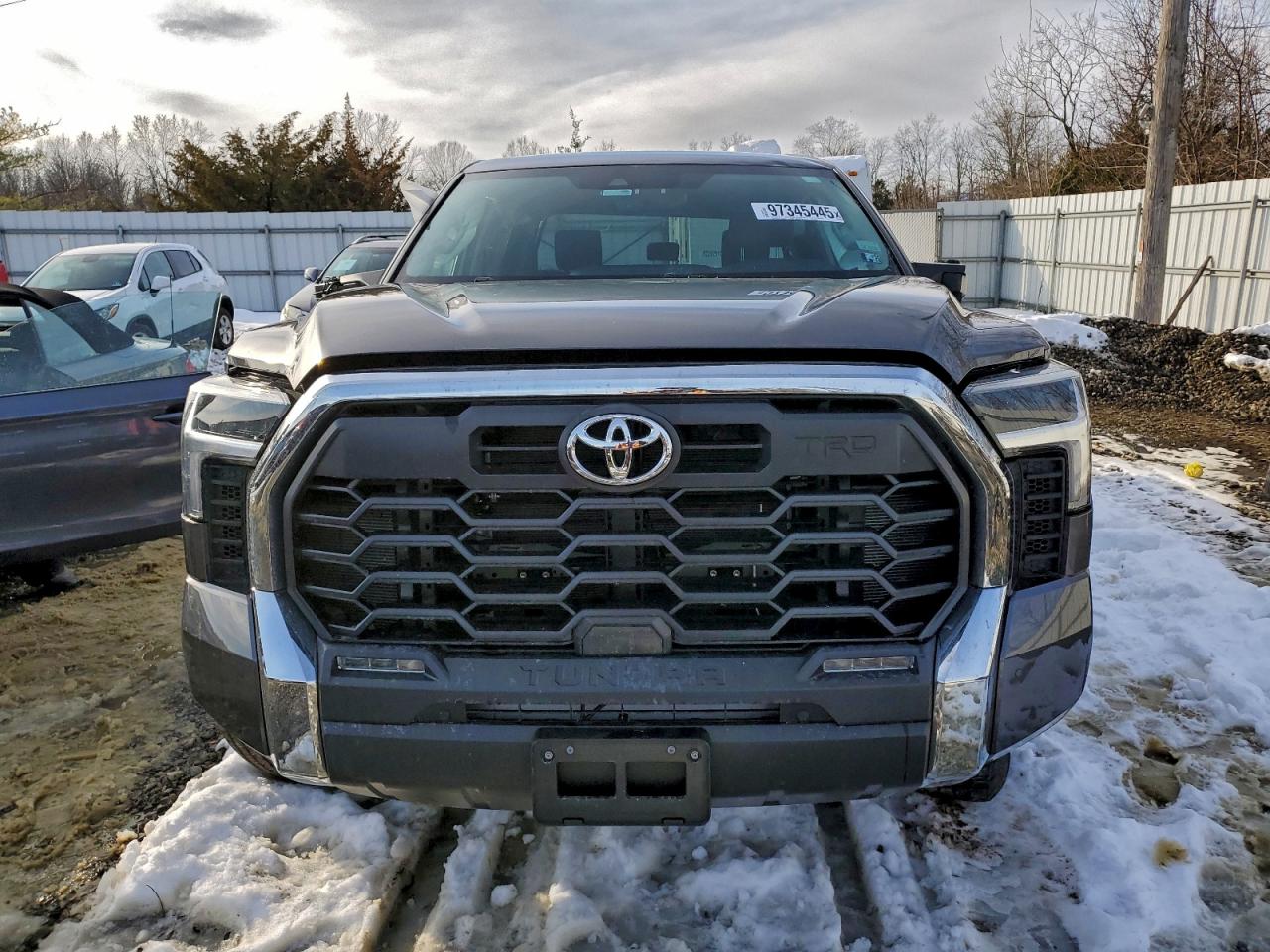 Toyota Tundra Crewmax Sr5 Image 3