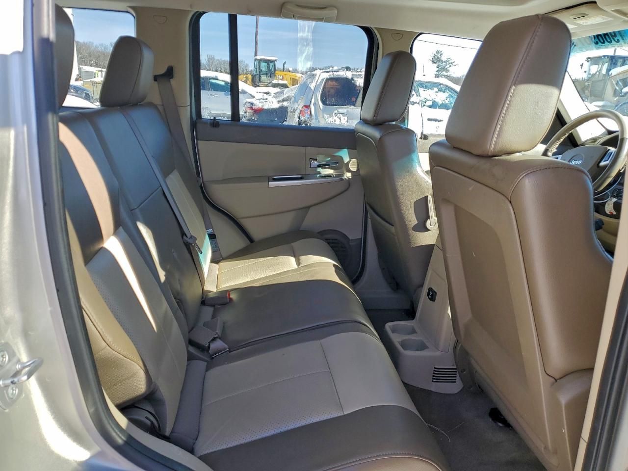 Jeep Liberty Limited Image 9