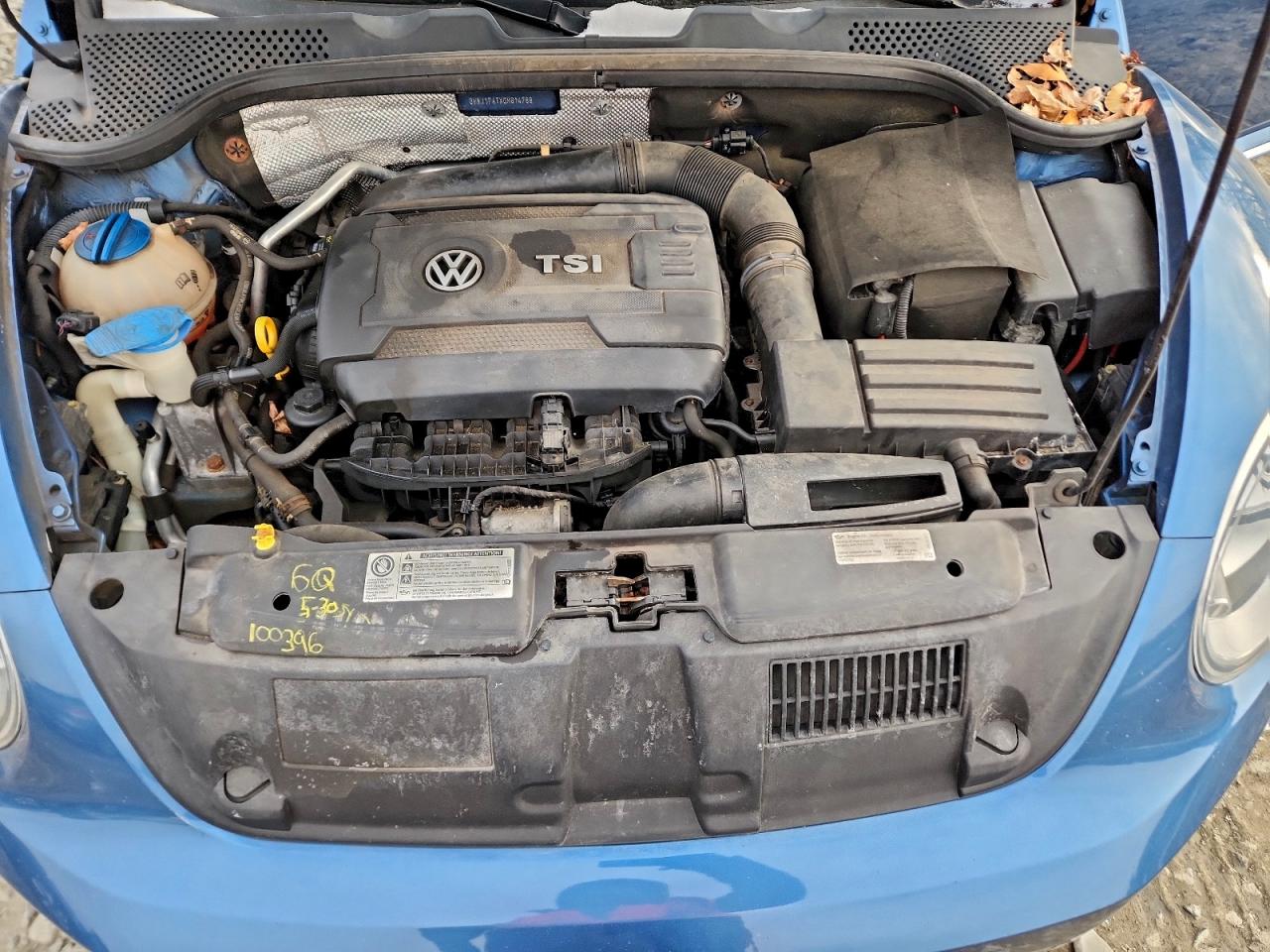 Volkswagen Beetle Se Image 8