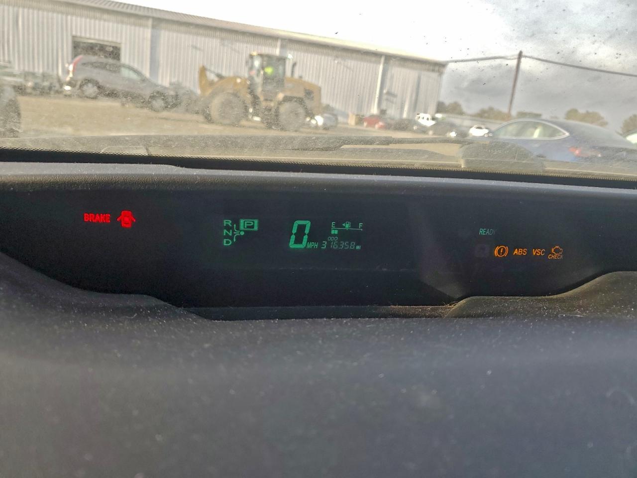 Toyota Prius Image 10