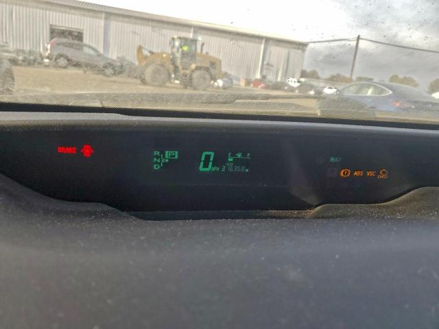 Toyota Prius Image 10