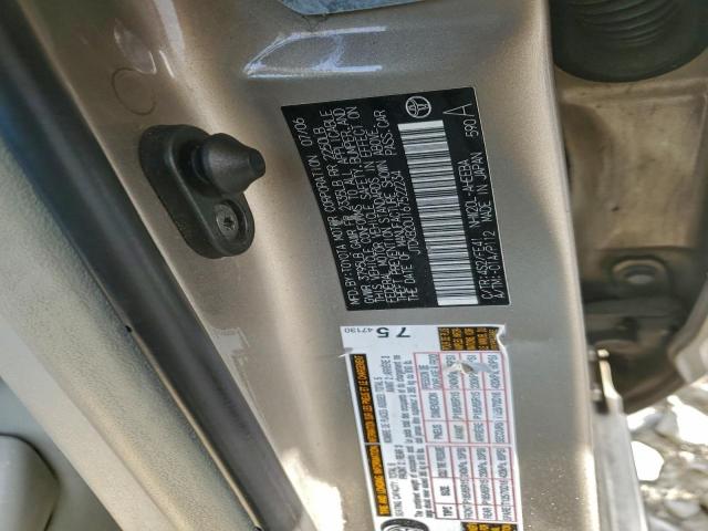 Toyota Prius Image 12