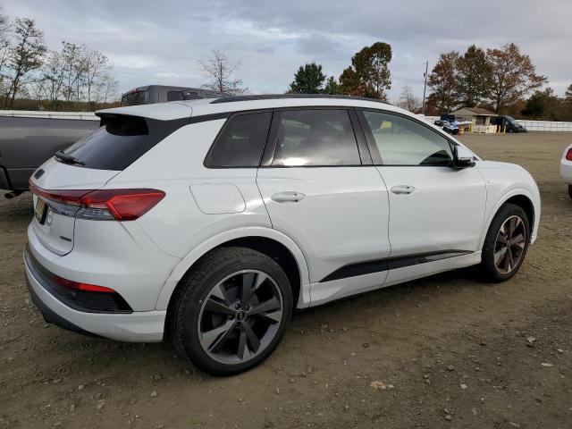 Audi Q4 Premium Image 3