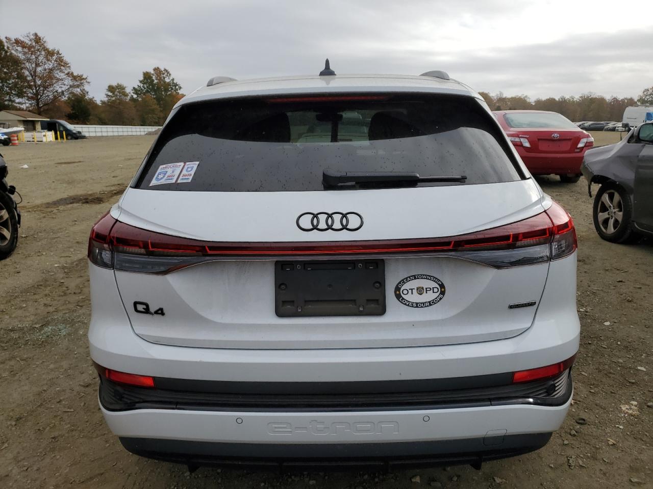 Audi Q4 Premium Image 11