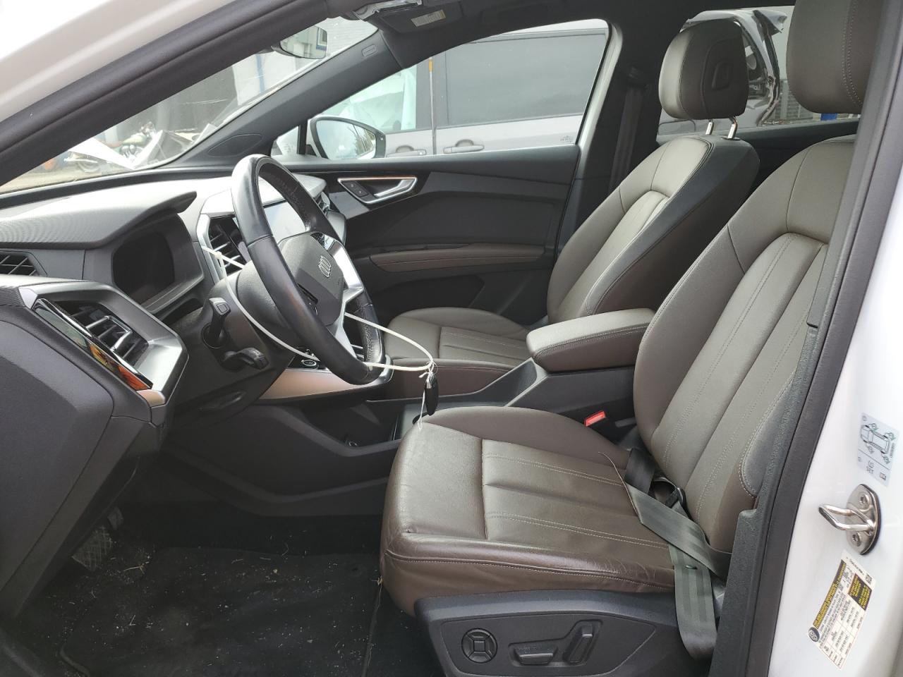 Audi Q4 Premium Image 8