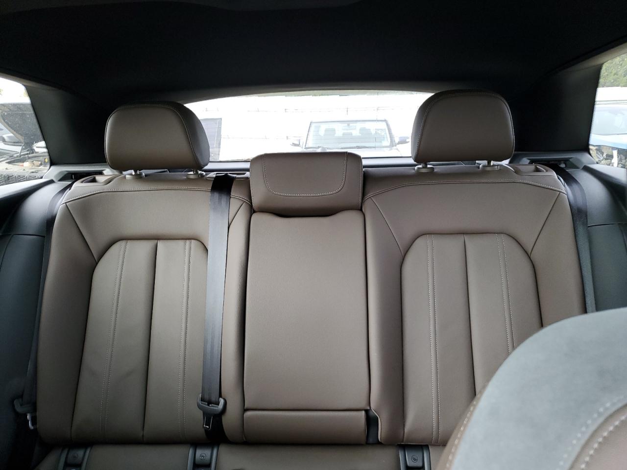 Audi Q4 Premium Image 5