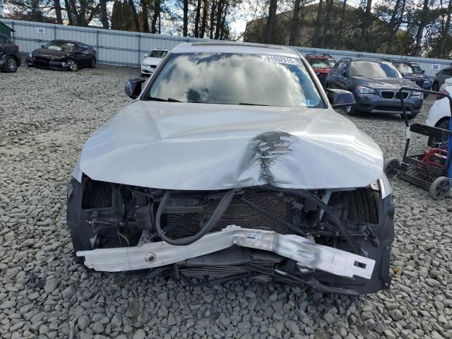 BMW 3 Series Xi Image 8