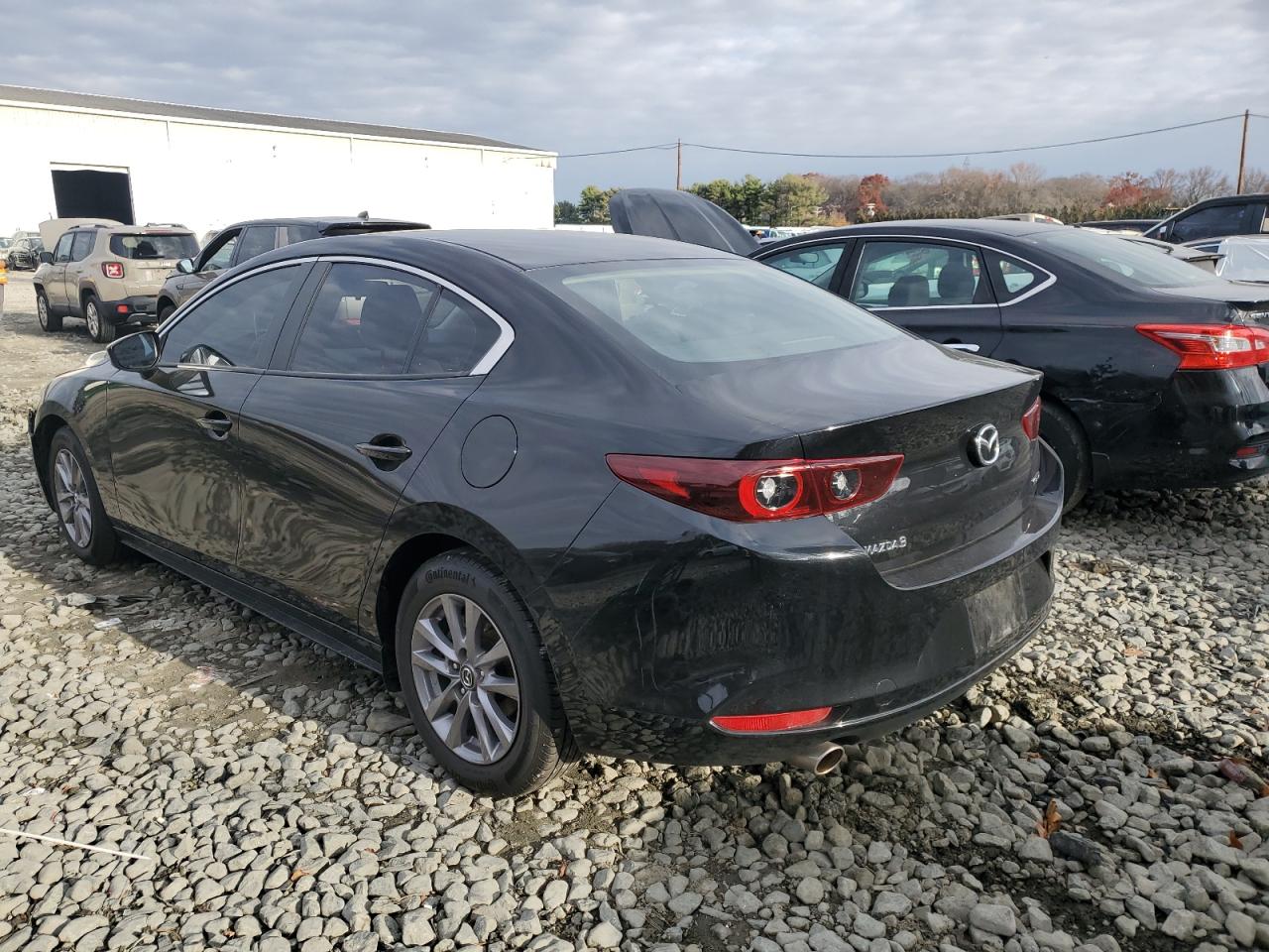 Mazda 3 Image 7