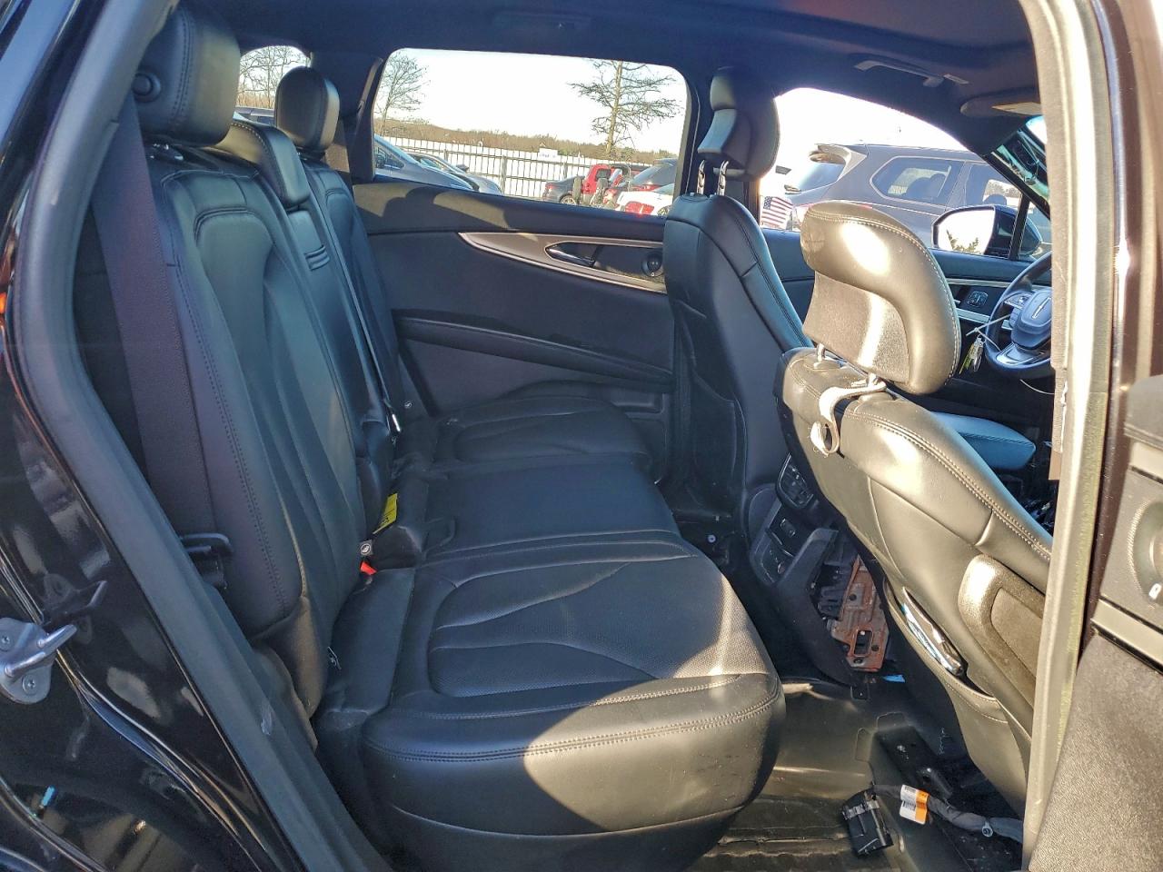 Lincoln Nautilus Reserve Image 6