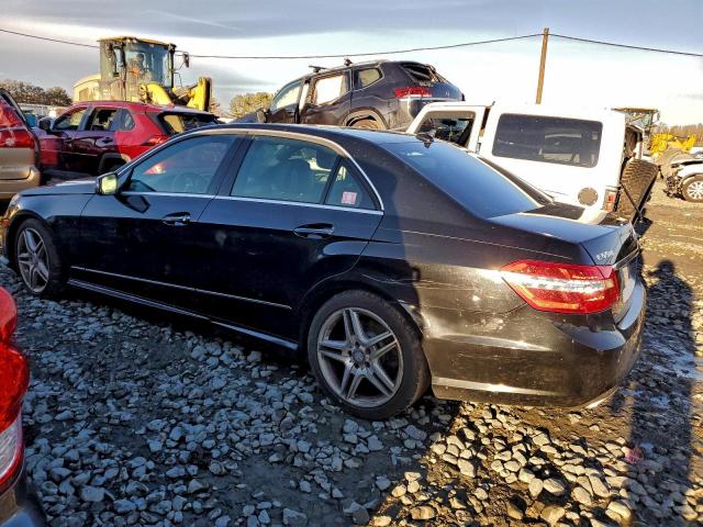 Mercedes-Benz E-Class 550 4matic Image 2