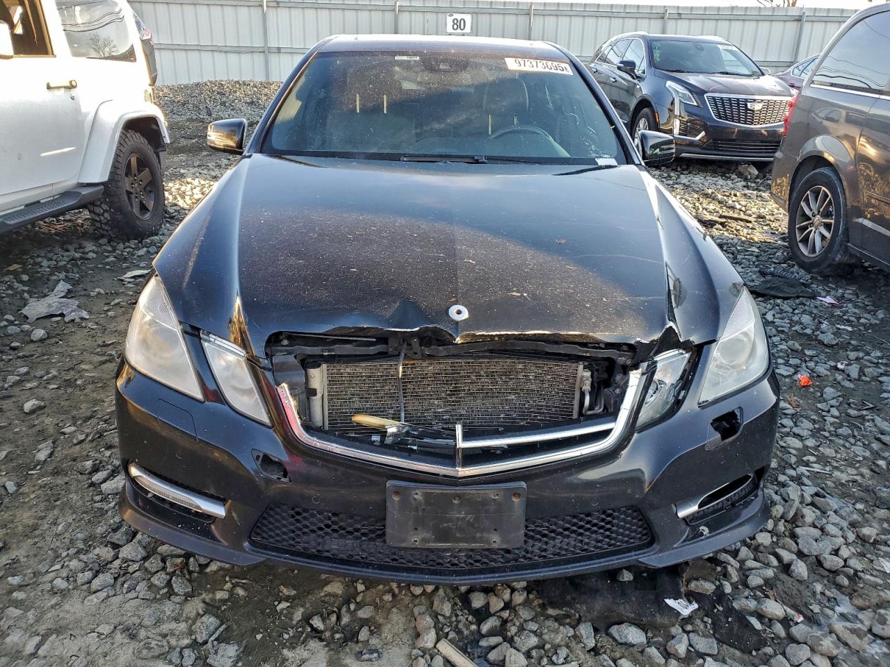 Mercedes-Benz E-Class 550 4matic Image 4