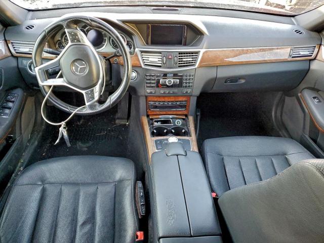 Mercedes-Benz E-Class 550 4matic Image 9