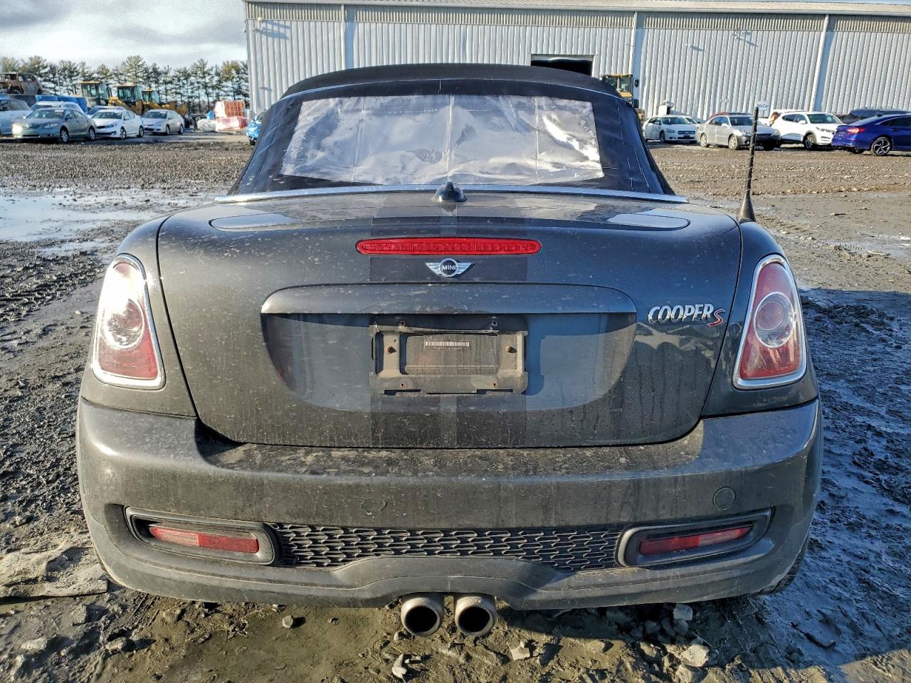 MINI Cooper S Image 2