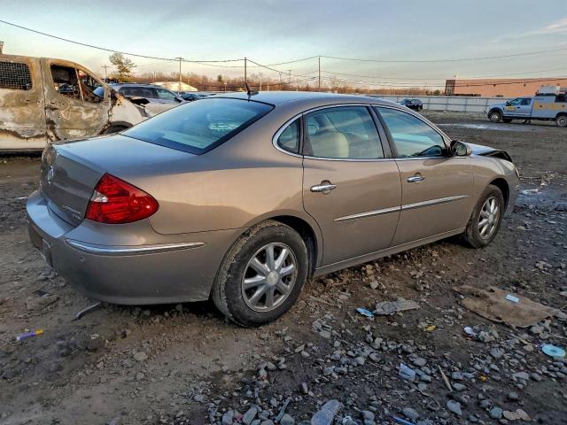 Buick LaCrosse Cxl Image 9