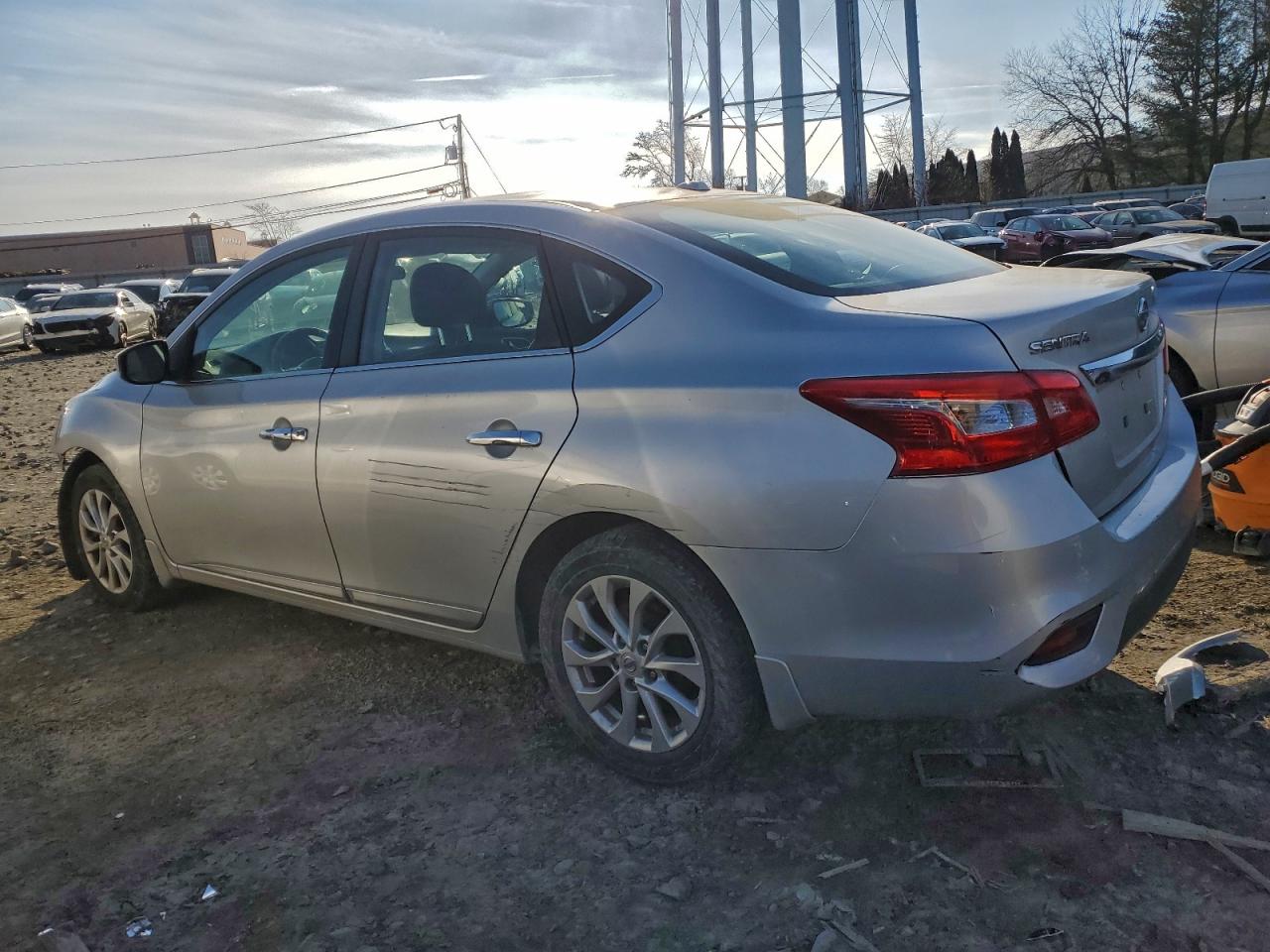 Nissan Sentra S Image 2