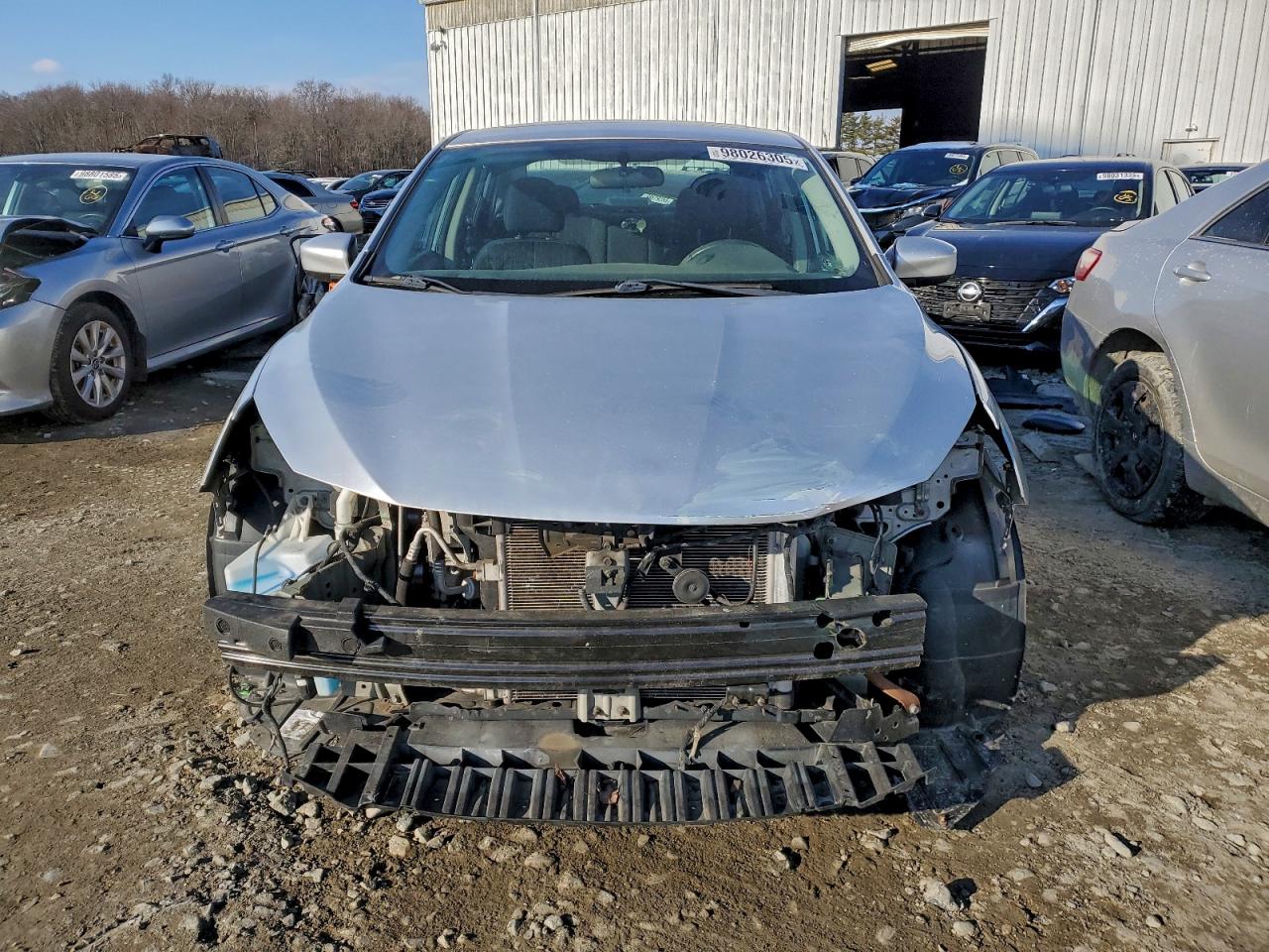 Nissan Sentra S Image 11