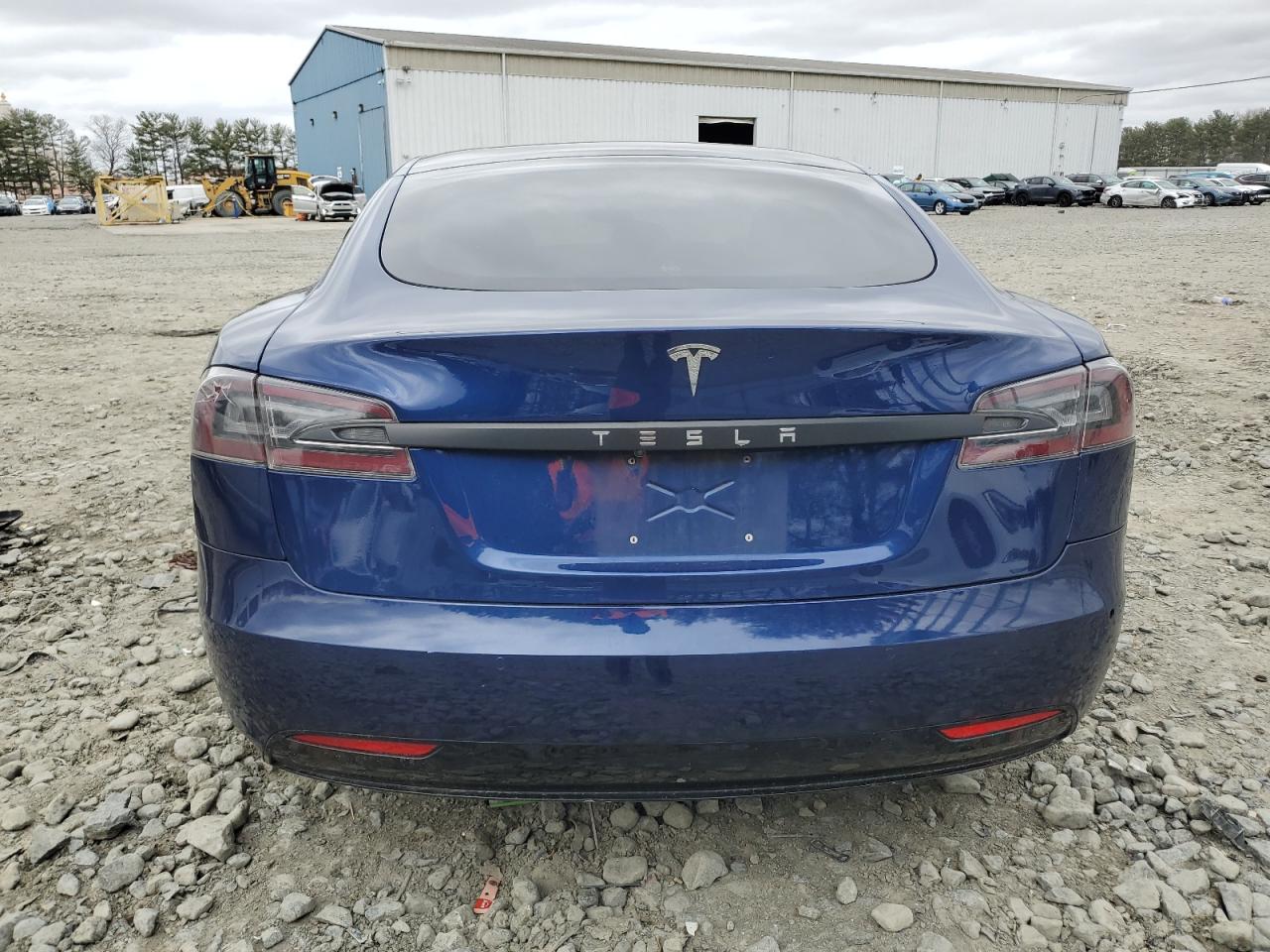Tesla Model S Image 4