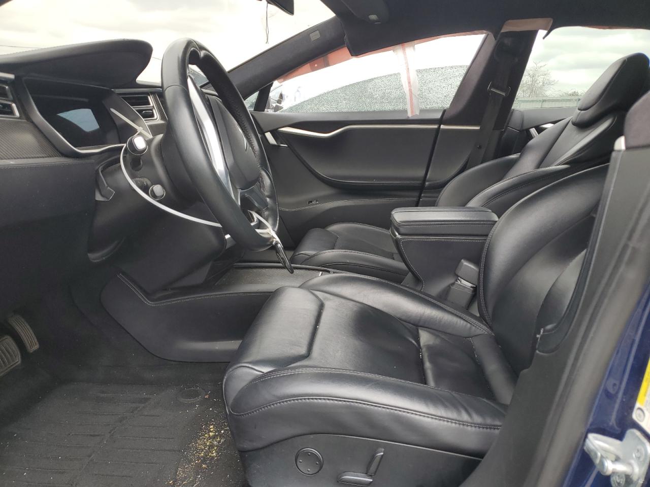 Tesla Model S Image 3