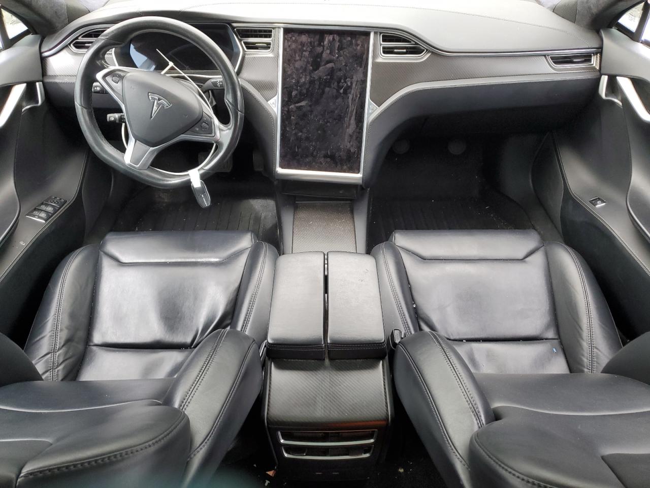 Tesla Model S Image 9