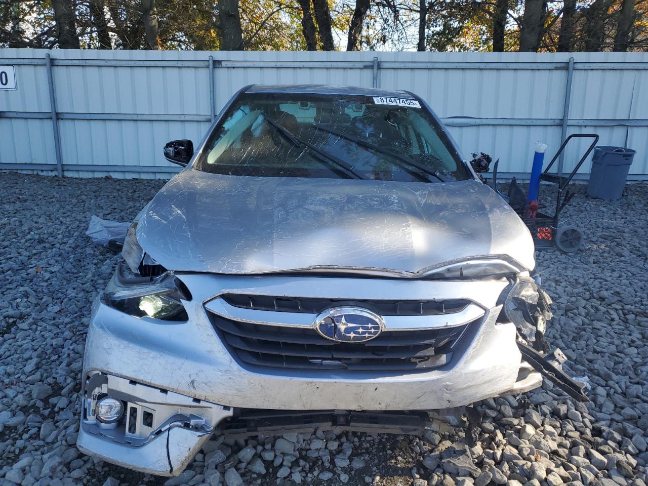 Subaru Legacy Premium Image 8