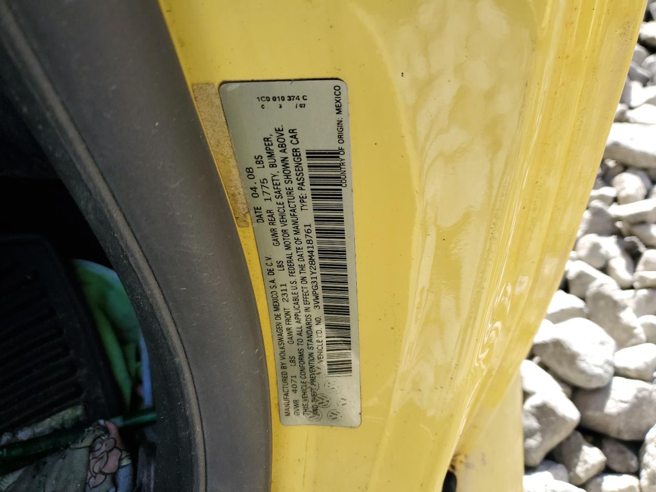 Volkswagen Beetle Convertible S Image 11