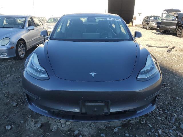 Tesla Model 3 Image 12