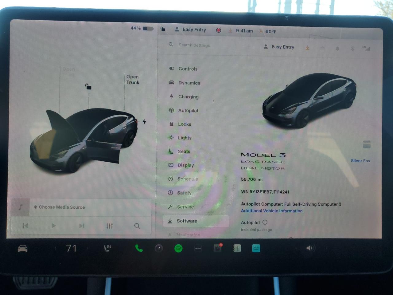 Tesla Model 3 Image 4