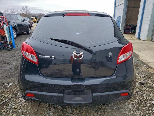 Mazda 2 Image 11