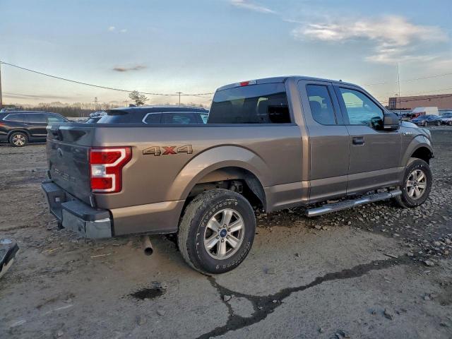Ford F-150 Super Cab Image 12