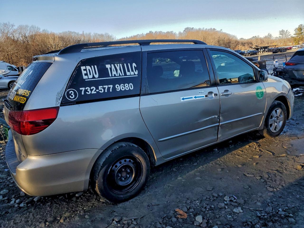 Toyota Sienna Xle Image 10