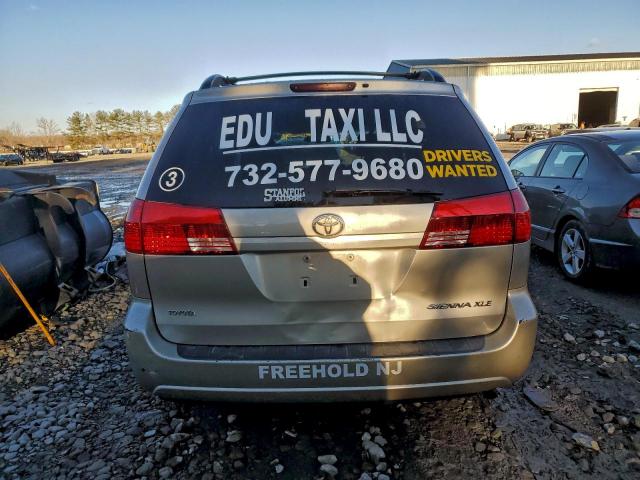 Toyota Sienna Xle Image 4