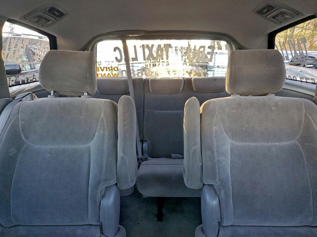 Toyota Sienna Xle Image 5