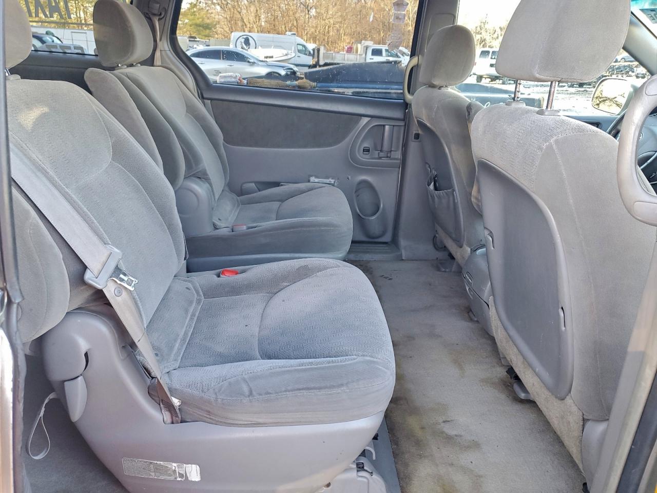 Toyota Sienna Xle Image 8